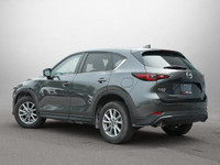 This Mazda CX-5 boasts a Regular Unleaded I-4 2.5 L/152 engine powering this Automatic transmission.... (image 8)