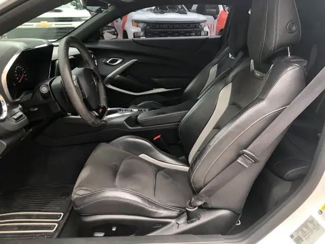 1LE 2019 Chevrolet Camaro 1SS in Cars & Trucks in London - Image 10