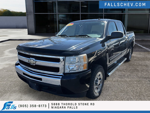 2009 Chevrolet Silverado 1500 WT **VEHICLE BEING SOLD AS IS** in Cars & Trucks in St. Catharines