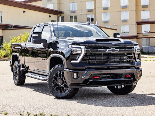 2025 Chevrolet Silverado 3500HD LT in Cars & Trucks in Strathcona County - Image 2