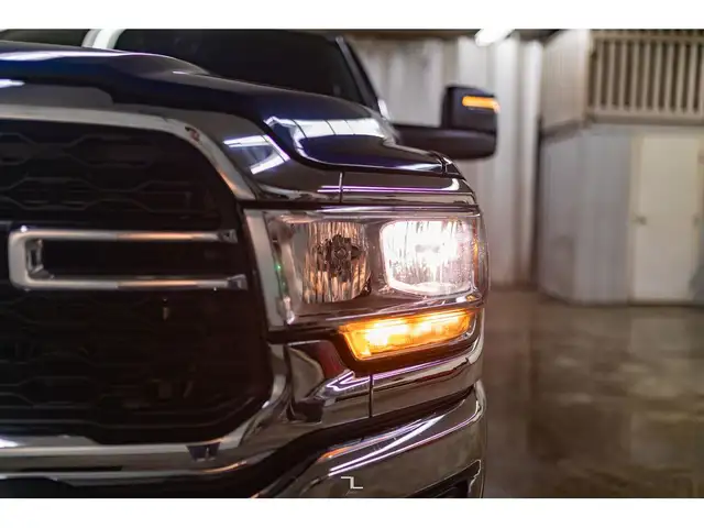 2023 Ram 3500 4x4 Crew Cab Tradesman Longbox Diesel Nav BCam in Cars & Trucks in Grande Prairie - Image 7