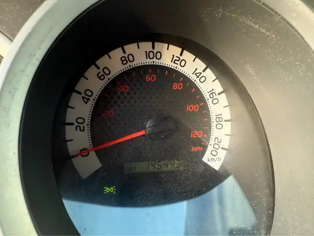 2012 Toyota Tacoma EXTENDED CAB / TWO KEYS / LOW KMS / ALWAYS TO in Cars & Trucks in Ottawa - Image 12