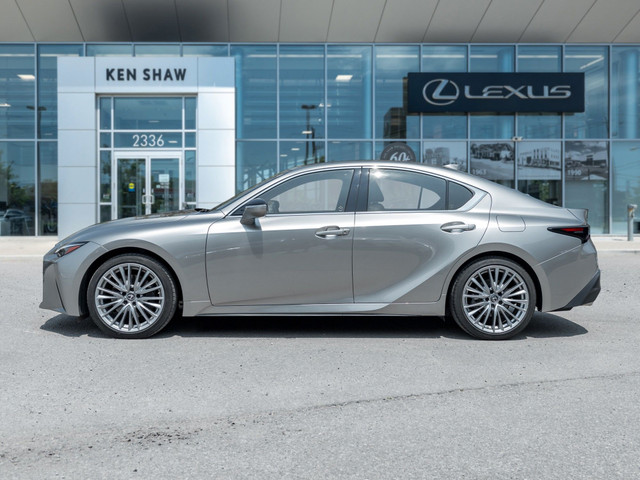 2022 Lexus IS 300 in Cars & Trucks in City of Toronto - Image 4