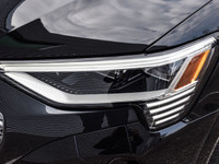 *AUDI WINDSOR DEMONSTRATOR / LOANER PROGRAM * This Audi Q8 e-tron boasts a Electric engine powering... (image 8)
