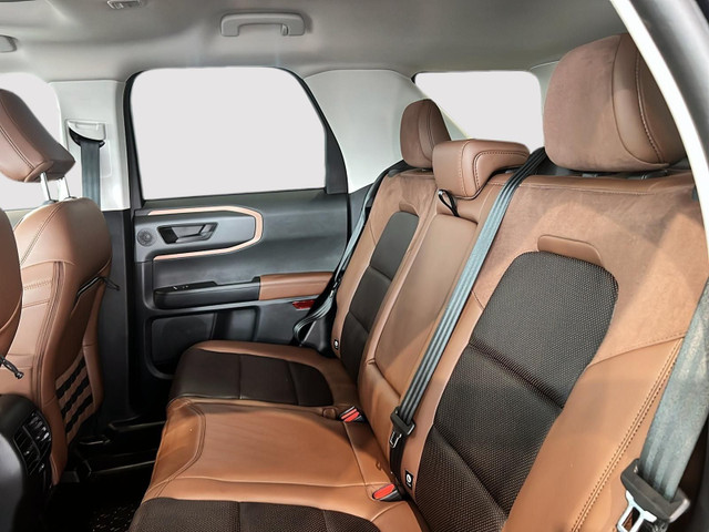 2023 Ford Bronco Sport Badlands 4x4 in Cars & Trucks in Calgary - Image 4