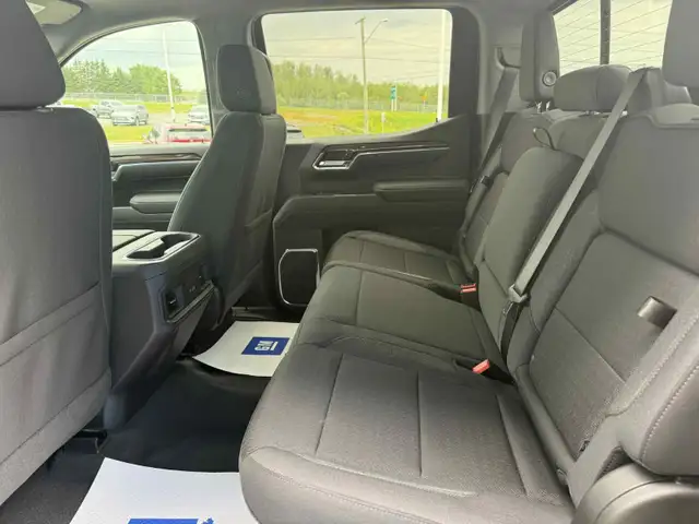 2025 Chevrolet Silverado 1500 LT in Cars & Trucks in Edmundston - Image 14