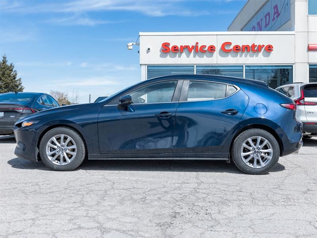 2019 Mazda Mazda3 Sport GS in Cars & Trucks in Oakville / Halton Region - Image 3