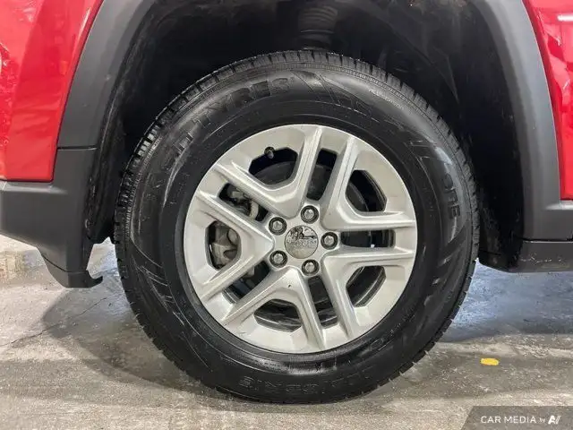 2021 Jeep Compass Sport 4x4 | Heated Seats | Heated Steering in Cars & Trucks in Winnipeg - Image 10