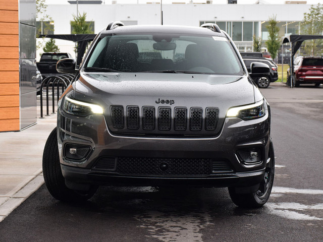  2023 Jeep Cherokee Altitude in Cars & Trucks in Calgary - Image 2