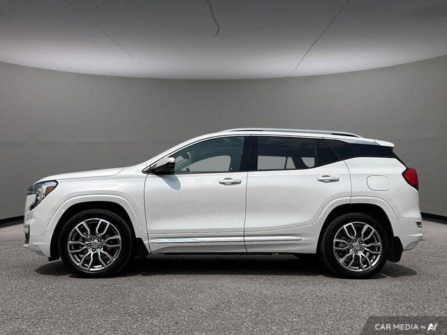 2024 GMC Terrain Denali | Apple Carplay | Heated Seats in Cars & Trucks in Saskatoon - Image 2