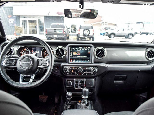 2021 Jeep Wrangler Unlimited Sahara Sky One–Touch power Top in Cars & Trucks in Mississauga / Peel Region - Image 3