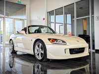 Comes equipped with: Power Mirrors, Removable Top, Halogen Headlamps, Courtesy lights, LED Headlight... (image 3)