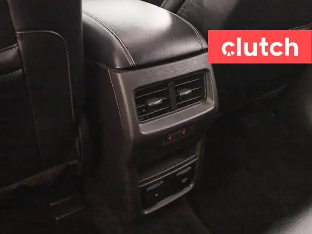 2018 Ford Edge Titanium w/ Apple CarPlay & Android Auto, Nav, Pa in Cars & Trucks in Bedford - Image 21