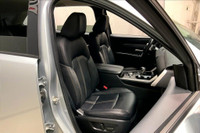 . . . . 3.3 L 6 Cyl Engine Vehicle Options: Leather Interior, Adaptive Cruise Control, Blind Spot Mo... (image 6)