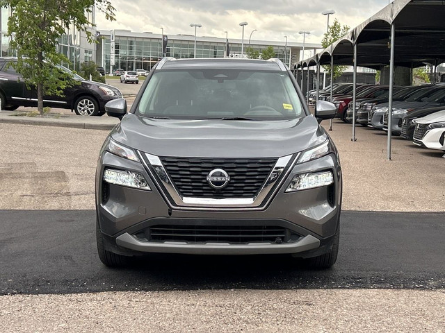 2023 Nissan Rogue AWD SV Moonroof - REMOTE STARTER / SUNROOF in Cars & Trucks in Calgary - Image 2