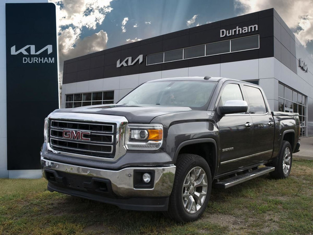 2015 GMC SIERRA K1500 SLT in Cars & Trucks in Oshawa / Durham Region