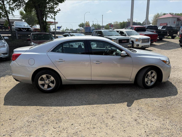 2015 Chevrolet Malibu 1LT in Cars & Trucks in Saskatoon - Image 3
