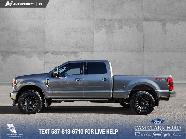 2022 Ford F-350 Lariat HEATED / COOLED SEATS | HEATED STEERIN... in Cars & Trucks in Red Deer - Image 4