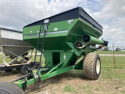 New Augers,Available Nov 1 2022 New/Used : New Condition : Good Serial # : B200690100