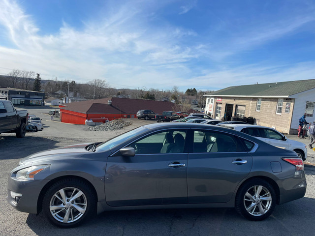 2014 Nissan Altima SV 2.5L Sunroof | Camera Heated Seats New MVI in Cars & Trucks in Bedford - Image 4