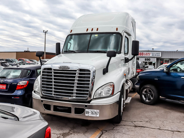 2017 FREIGHTLINER Cascadia Highway Tractor | PW,PL,PM | T/C | CD in Cars & Trucks in Oakville / Halton Region