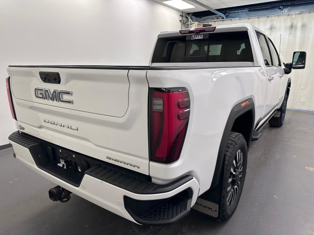 2024 GMC Sierra 2500HD Denali Ultimate 6.6L DURAMAX 8CYL | HE... in Cars & Trucks in Lethbridge - Image 3
