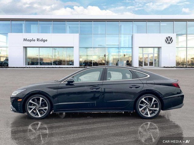 2022 Hyundai Sonata Sport | Heated Seats | Blind Sot | in Cars & Trucks in Tricities/Pitt/Maple - Image 2