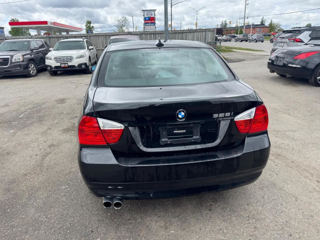 2007 BMW 3 Series 328i, 6 SPEED MANUAL, LOW KMS, ONLY 90KMS, CER in Cars & Trucks in London - Image 4