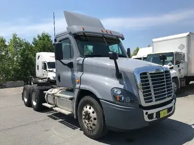 2018 FREIGHTLINER X12564ST TADC TRACTOR; Heavy Duty Trucks - CONVENTIONAL W/O SLEEPER;Purchase your...