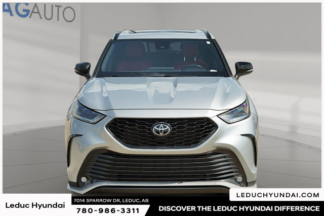 2021 Toyota Highlander XSE Sunroof, 20-inch wheels,  Power liftg in Cars & Trucks in Edmonton - Image 2
