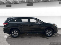 The 2019 Toyota Highlander features all-wheel drive, leather heated front seats, and a versatile 3rd... (image 6)