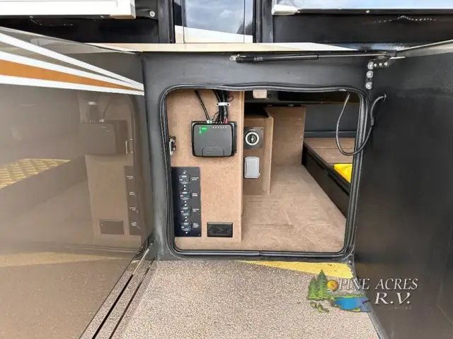 2023 Entegra Coach Cornerstone 45B 605 h.p. 26K Miles in RVs & Motorhomes in Moncton - Image 85