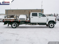 WAS: $95900 NOW: $92900 plus taxes and licensing fees2022 INTERNATIONAL CV515 4X4 CREW CAB FLAT BED... (image 6)