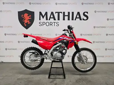 Motocross HONDA CRF125FB 2023 Les photos peuvent être à titre indicatif et sans inscription. Les pro...