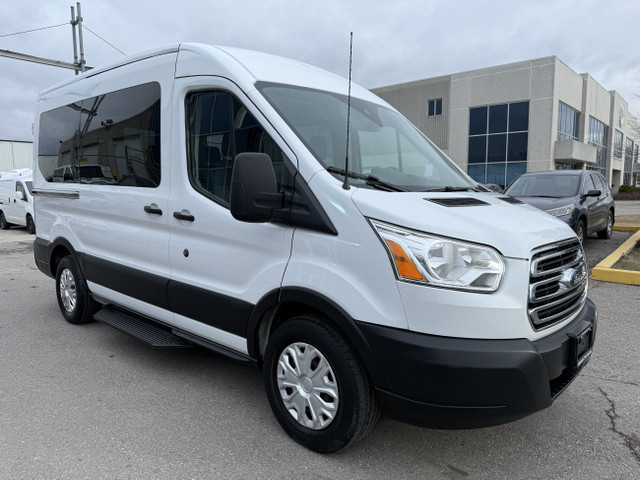 2019 Ford Transit Passenger Van FORD Transit T-150 XLT - 8 Passe in Cars & Trucks in Oakville / Halton Region - Image 3