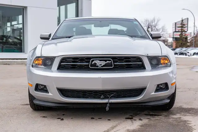 2012 Ford Mustang 2dr Cpe V6 | HEATED SEATS in Cars & Trucks in Edmonton - Image 6