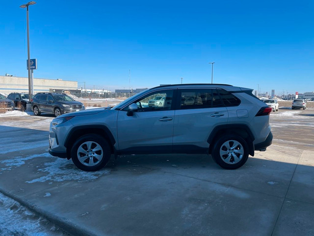 2020 Toyota RAV4 LE AWD | LOW KMS | ACCIDENT FREE in Cars & Trucks in Winnipeg - Image 4