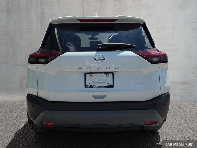 2021 Nissan Rogue SV dans Autos et camions  à Ottawa - Image 3