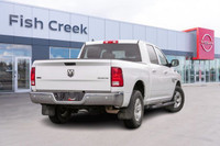 Acquired from the private market, with absolutely no accidents! This 2022 RAM 1500 Classic SLT Crew... (image 6)