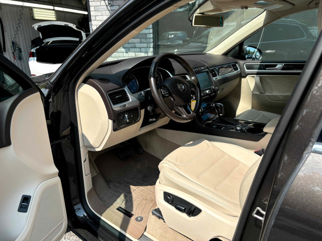 2016 Volkswagen Touareg 4dr V6 Highline GPS CAM TOIT PANO in Cars & Trucks in Longueuil / South Shore - Image 2