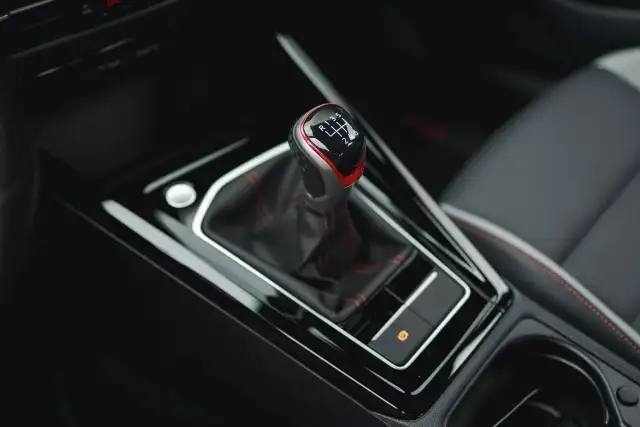 2024 Volkswagen Golf GTI dans Autos et camions dans Delta/Surrey/Langley - Image 16