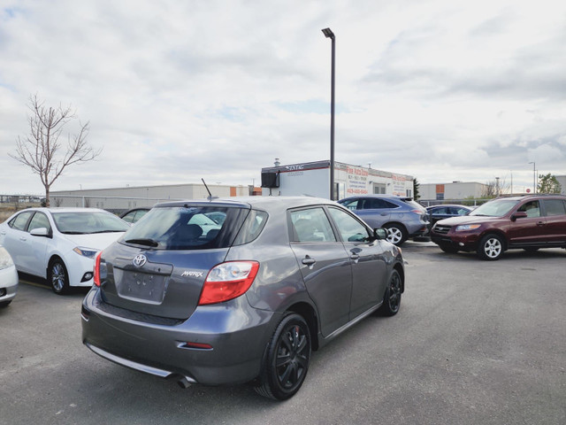 2010 Toyota Matrix Automatic with Low KM Remote Starter in Cars & Trucks in Calgary - Image 4