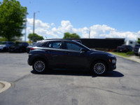 Experience the agile handling and versatile style of this 2021 Hyundai Kona Preferred SUV. With only... (image 3)