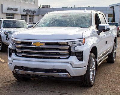 2024 Chevrolet Silverado 1500 High Country 3.0L | TECH PACKAG...