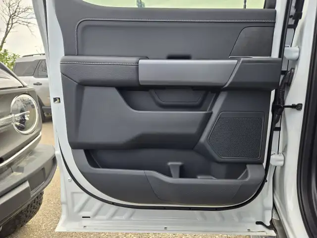 2025 Ford F-150 XLT | BLACK APP PKG | MOBILE OFF PKG | FX4 PKG in Cars & Trucks in Calgary - Image 20