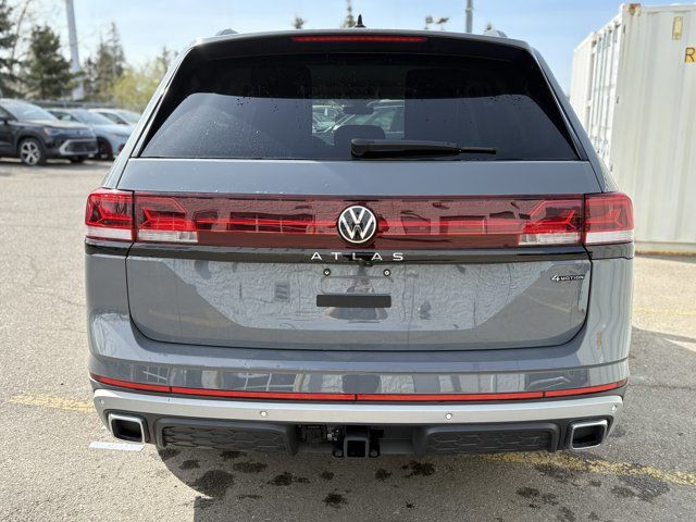 2024 Volkswagen Atlas Peak Edition | VW Corporate Demo | Clean in Cars & Trucks in Calgary - Image 3