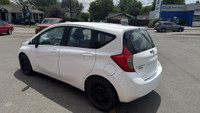 2014 NISSAN VERSA SV 1.6L 4 CYLINDRES 267 000 KM 4 PORTES AUTOMATIQUE TOUTE EQUIPEE BLANC INT NOIR E... (image 2)