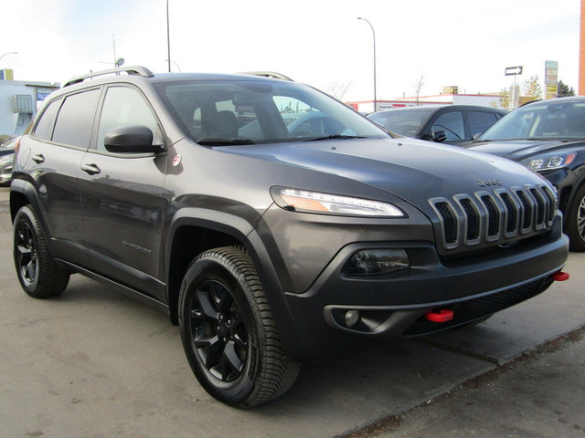 2018 Jeep Cherokee TRAILHAWK 4x4 V6 3.2L B.CAM/H.SEATS&WHEEL/R.S in Cars & Trucks in Calgary - Image 2