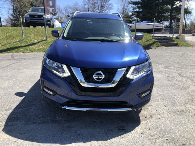 2017 Nissan Rogue SV AWD in Cars & Trucks in Sherbrooke - Image 3