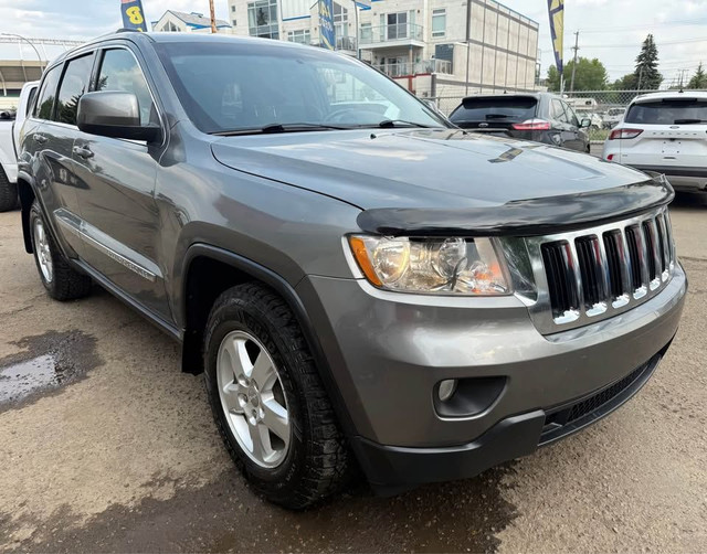2012 JEEP GRAND CHEROKEE LAREDO 4X4 LOW LOW KMS 85,745 KMS in Cars & Trucks in Edmonton - Image 3